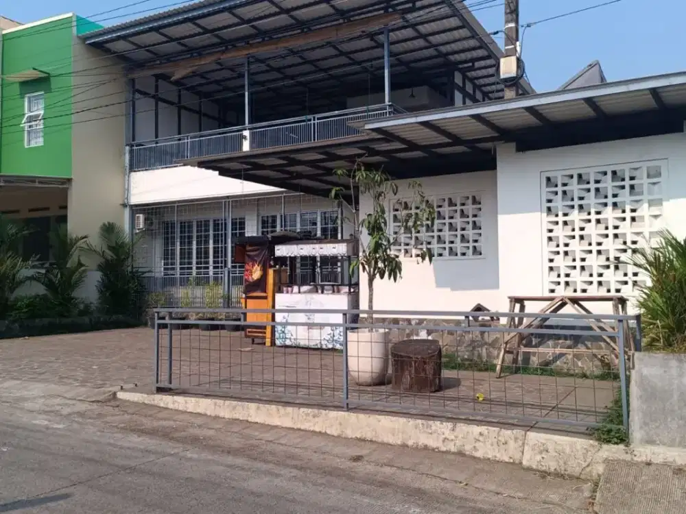 Cafe Jalan Raya Cianjur Gunung Padang View Gunung Gede
