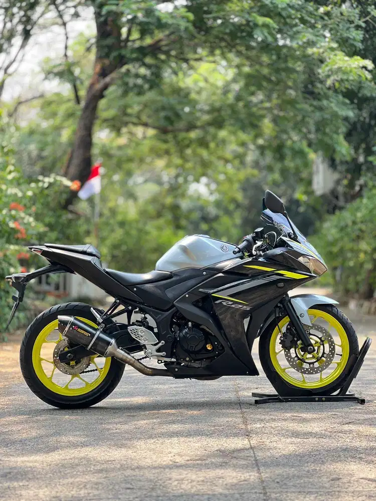 YAMAHA R25 OLD 2018 SILVER KM RENDAH PAJAK PANJANG KAYAK BARU