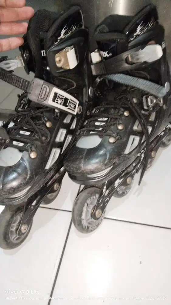Sepatu Roda Lynx