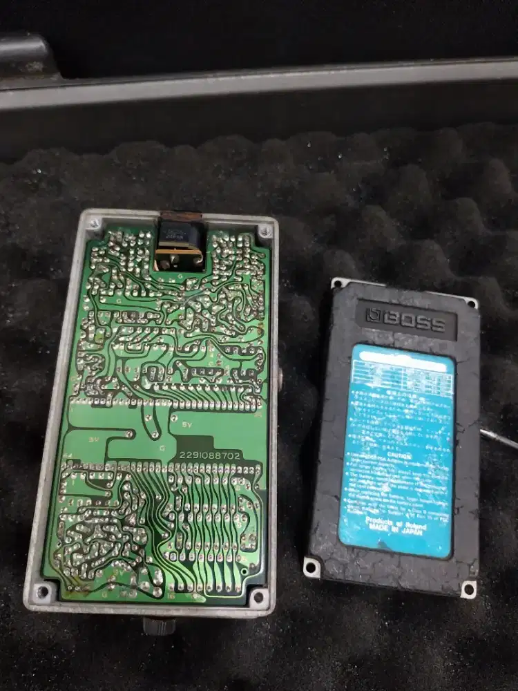 Efek gitar boss dd3 japan blue label  versi chip sama seperti dd2
