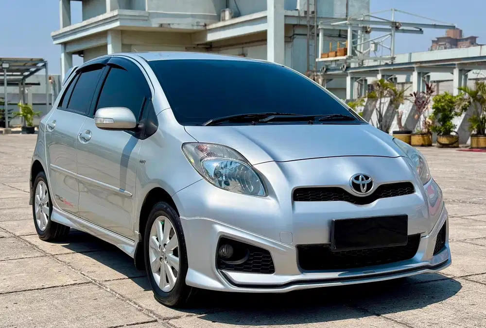TOYOTA YARIS TRD AT 2013 SILVER ISTIMEWA S TT 2012 MATIC