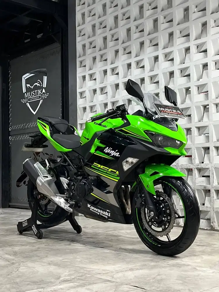 SPORT DNA! KAWASAKI NINJA 250 ABS SMARTKEY 2019 KM 22rb – Terawat Spt