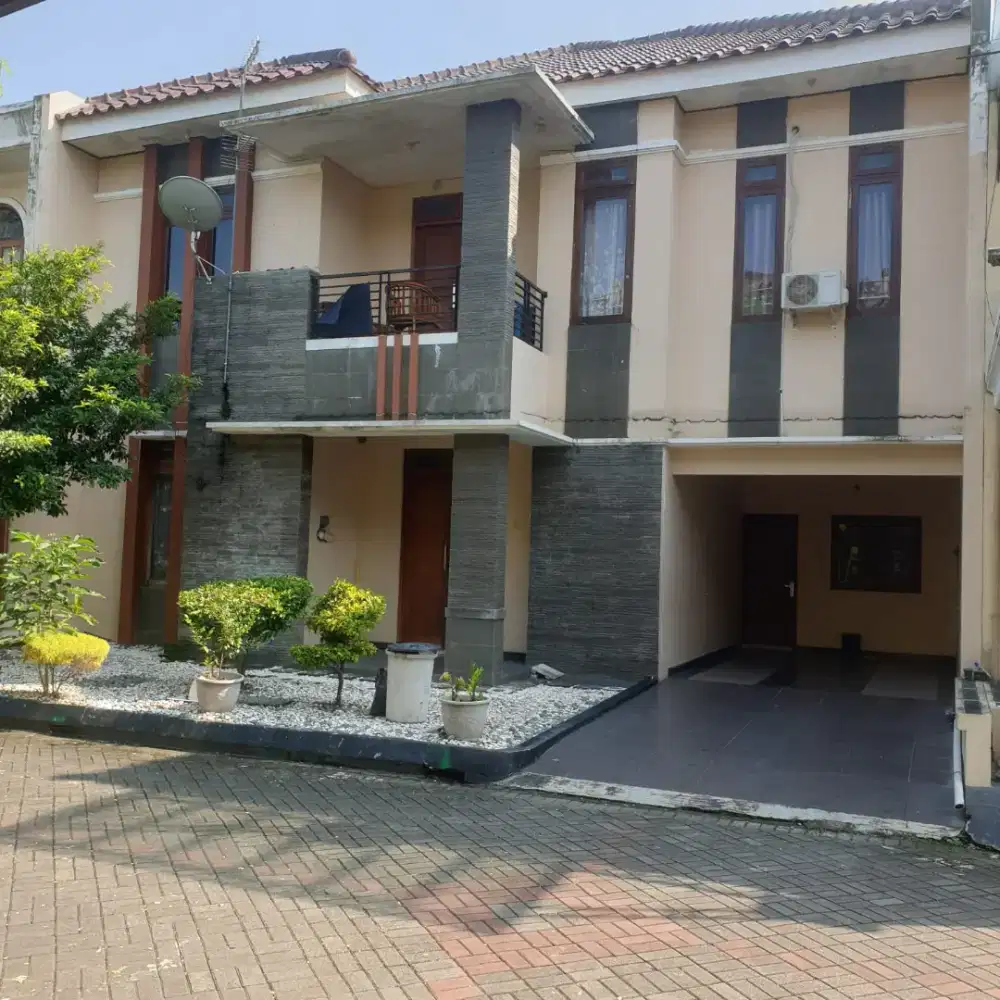 Lokasi PRIME, 10 menit ke amplaz