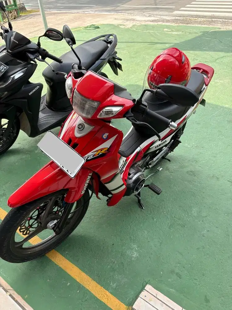 Yamaha 2004 Full cluth