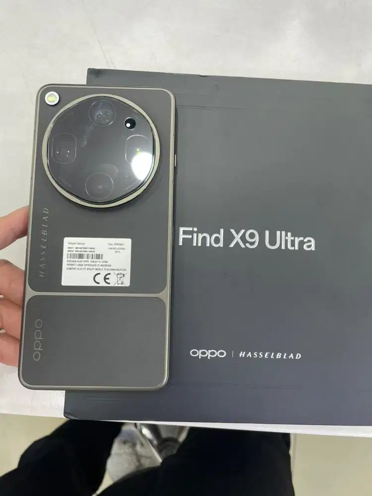 Oppo Find X9 ultra 12/512GB Garansi resmi oppo