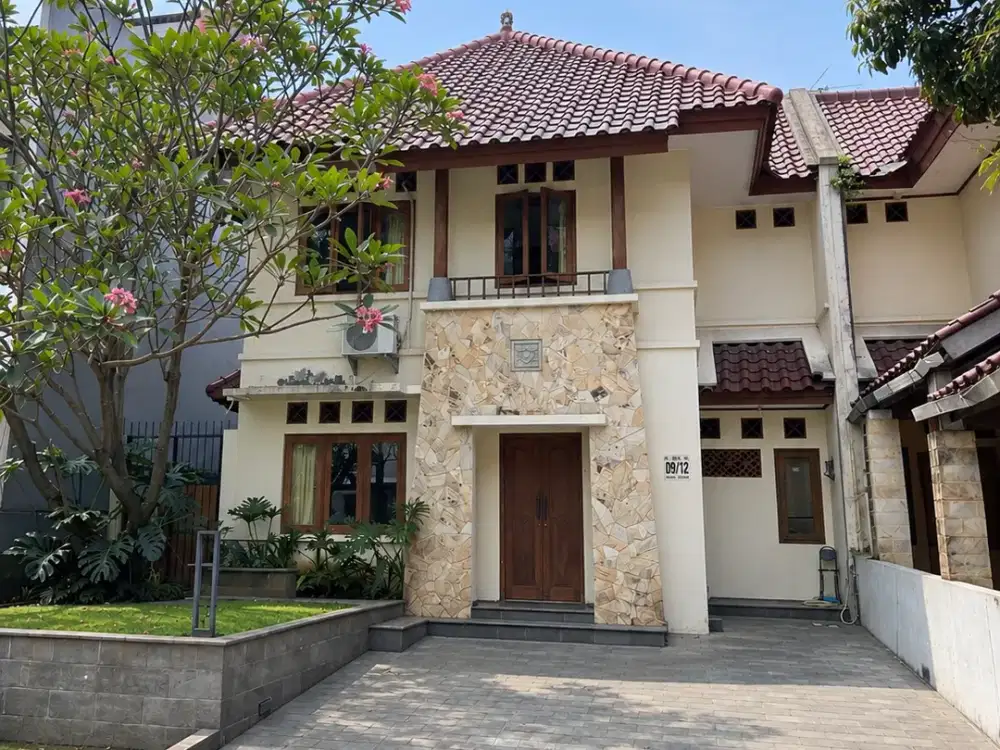 Rumah Nyaman 2 Lantai di Bali View Cirendeu Luas, Asri & Strategis