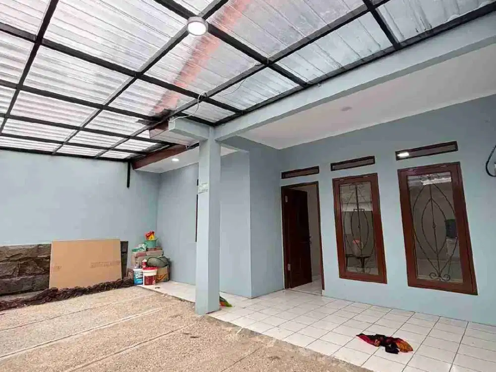 DIJUAL RUMAH BEBAS BANJIR SIAP HUNI BARU DIRENOVASI LOKASI KEDOYA JAKARTA BARAT