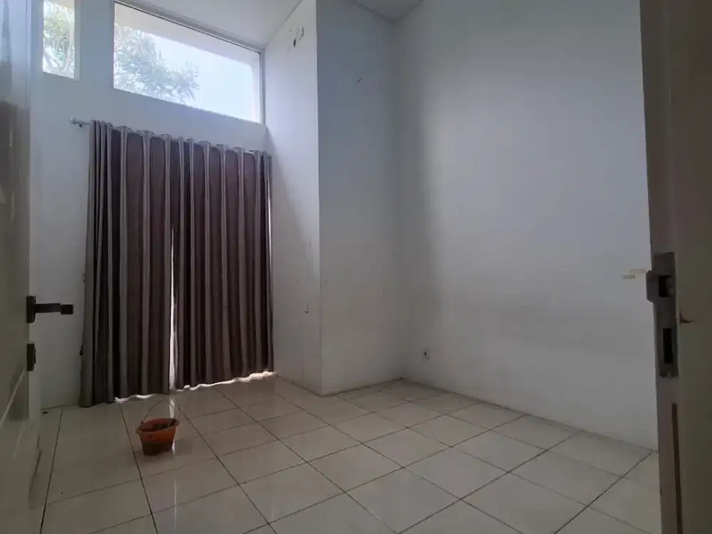 Rumah 1 lantai kota baru parahyanga - Bandung