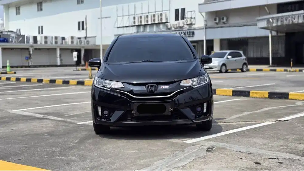 [ LOW KM ] Honda Jazz RS GK5 1.5 CVT AT 2015/2016