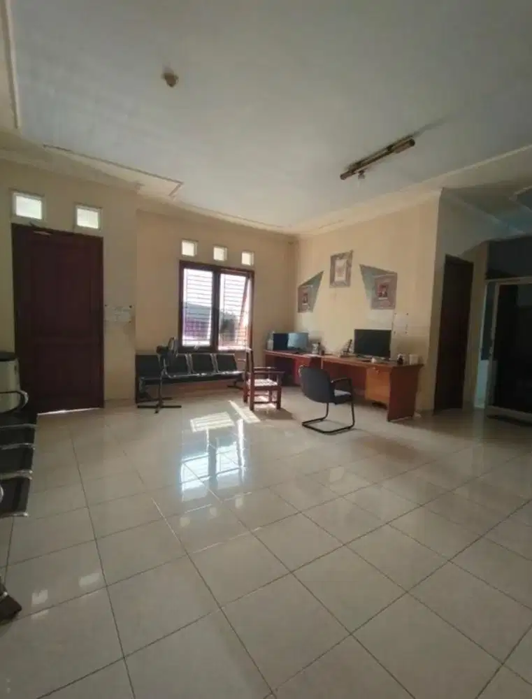 Dijual Rumah Perak Pinggir Jalan Raya Cocok Utk Usaha