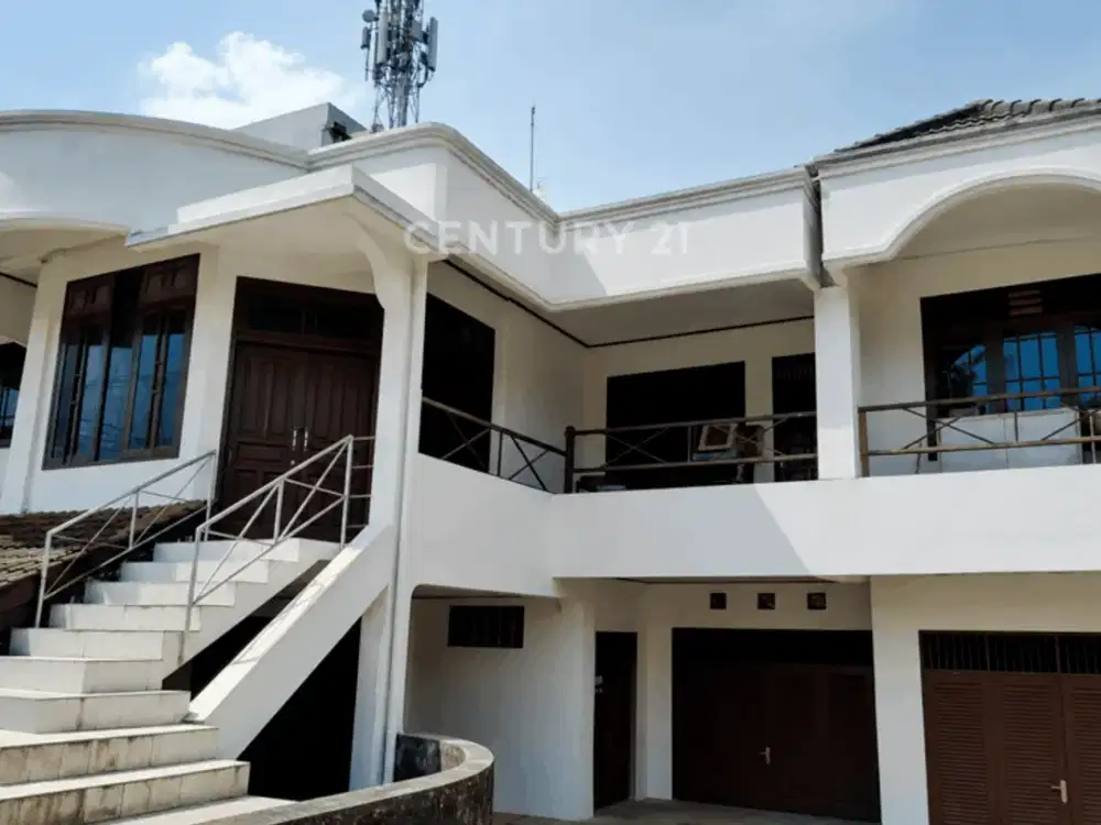Rumah Besar 10 Kamar Di Utara Terminal Condongcatur