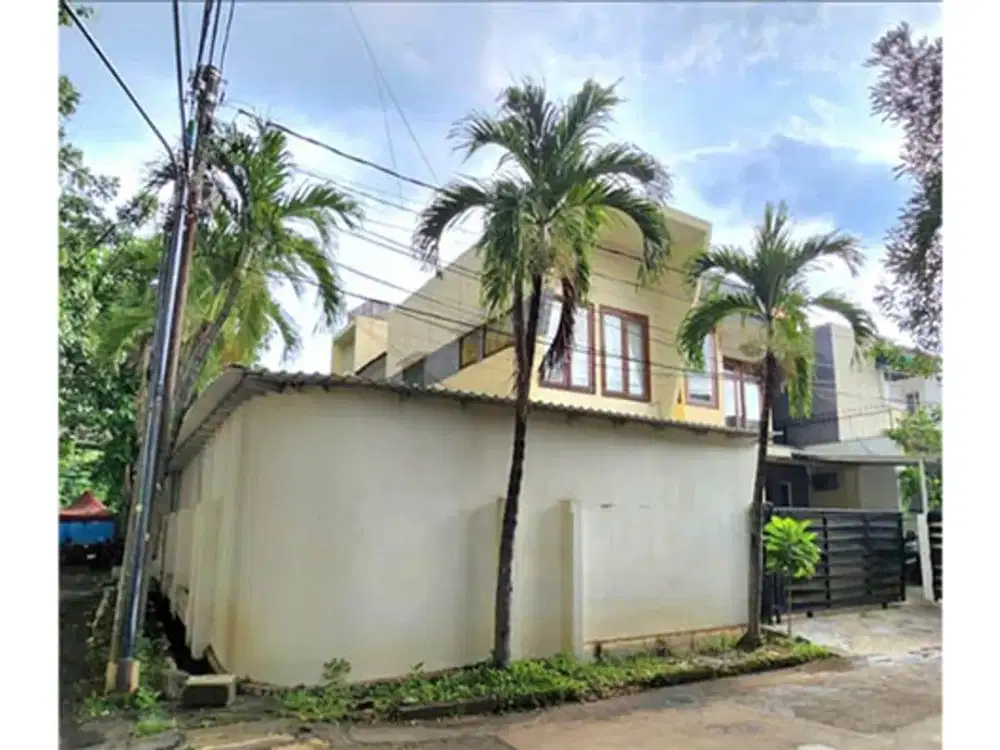Rumah Hoek jual Cepat harga hitung tanah aja di  Kelapa Nias, Kelapa Gading