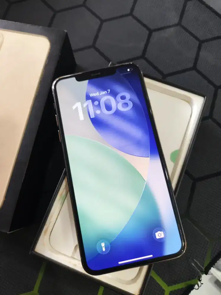 IPHONE 11 PM 64GB GARANSI RESMI