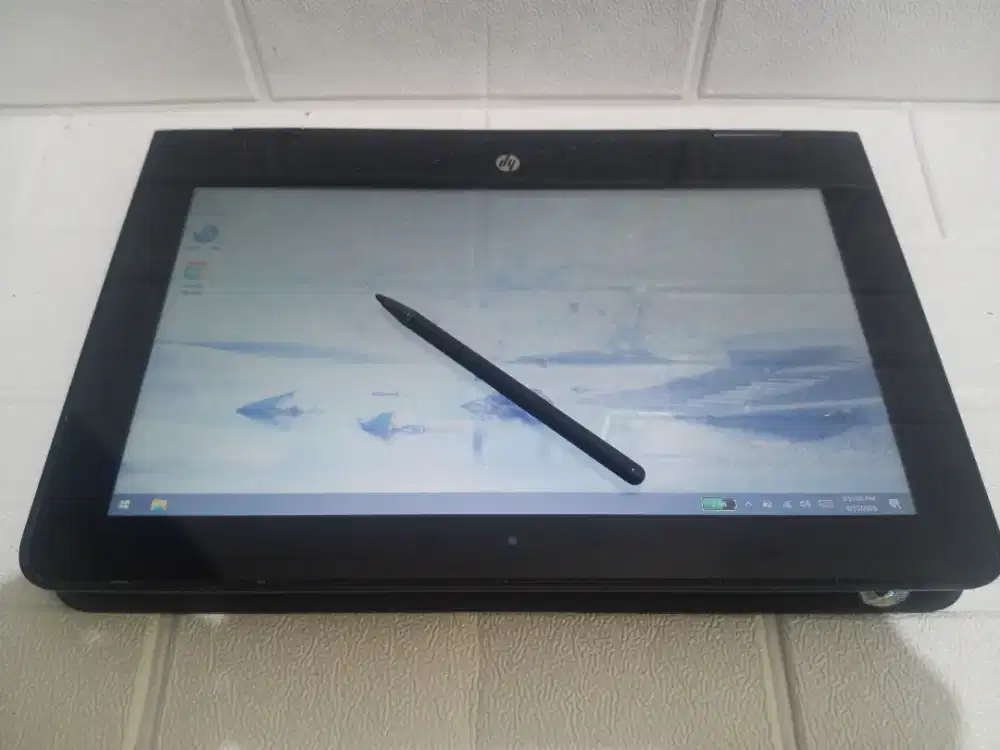 Touchscreen hp convertible x360 RAM 4GB SSD 128GB Led 12 baterai 4jam