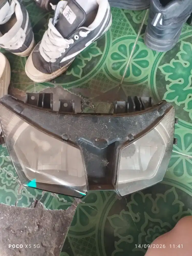 Headlamp / Batok Lampu Depan CBR 150R K45A ORI Honda + Reflektor