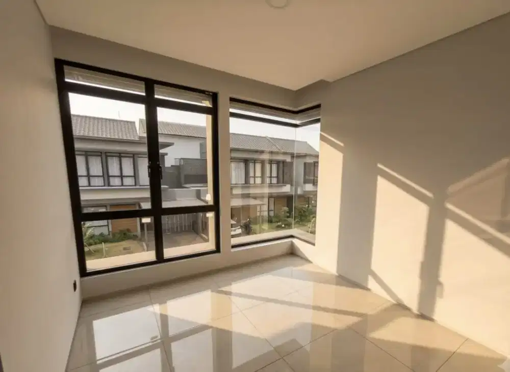Disewakan rumah cantik dan luas di Kota Baru Parahyangan Bandung