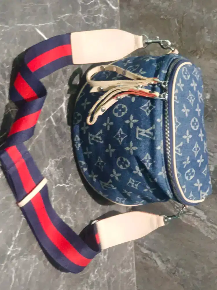 Tas slingbag LV Louis Vuitton denim vintage made in france