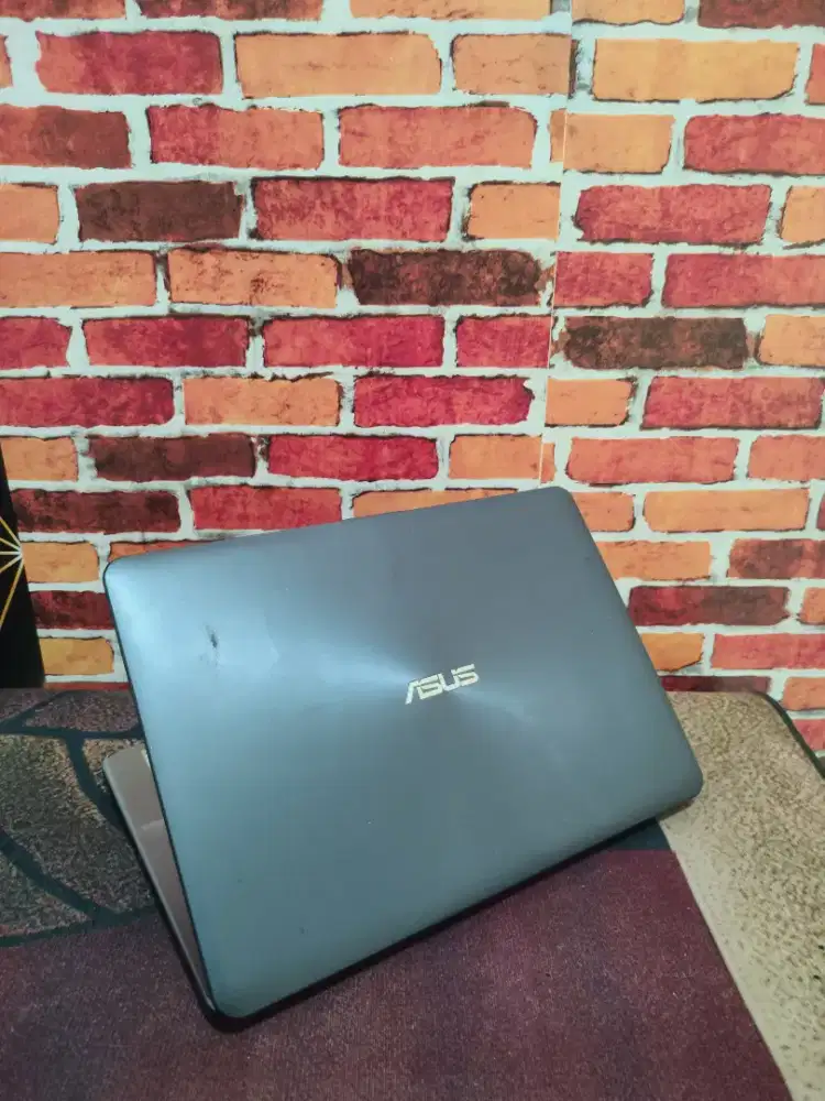 ASUS VIVOBOOK X442U CORE i7 GEN 7 RAM 8GB SSD 512GB DUAL VGA