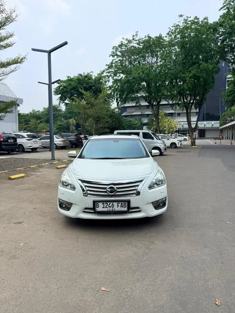 Nissan Teana XV 2.5 SUNROOF 2015