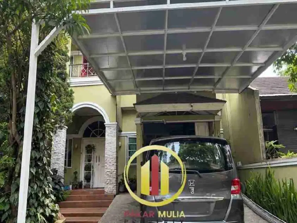 Rumah di Komplek Istana Regency Pasteur Bandung