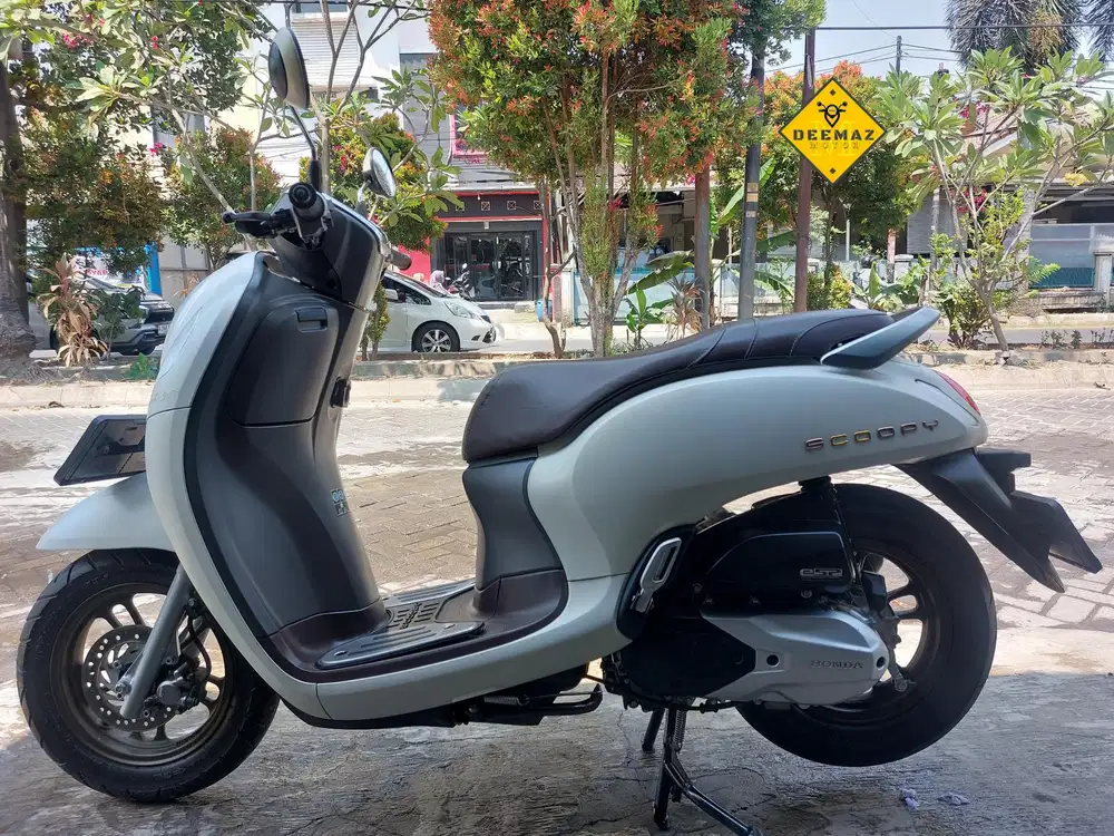(DP 800 Rb)‼️ Scoopy Prestige Keyless Putih 2024 Cash / Kredit