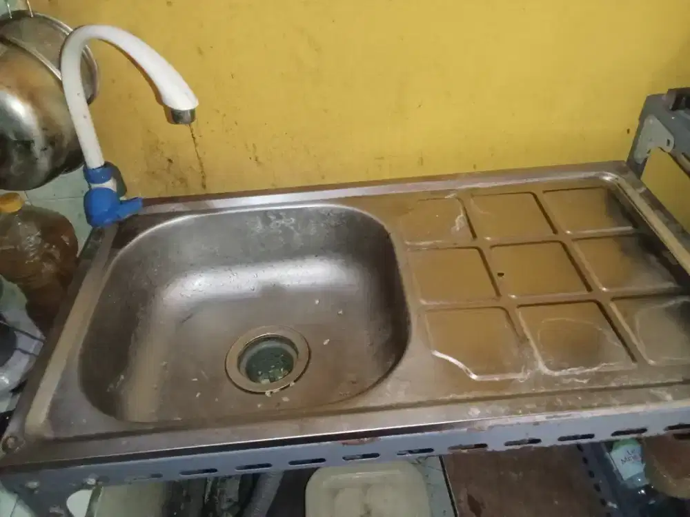 Jual wastafel masih bagus