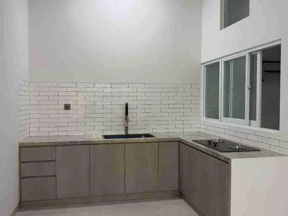 Dijual Cepat Rumah Minimalis Dekat Stasiun KRL di Perumahan Simprug Di Poris