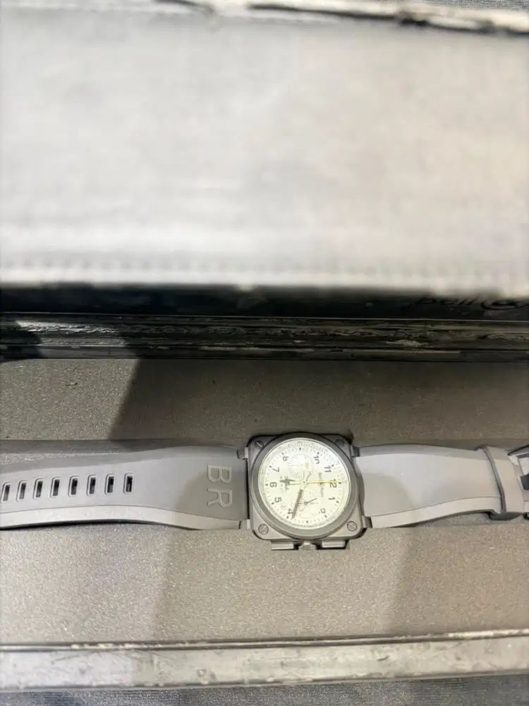 Jam Tangan Bell & Ross