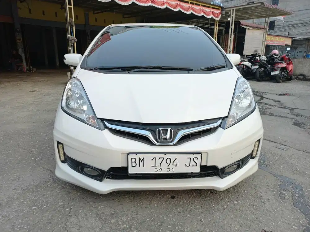 Dijual honda jazz rs manual 2012 dp 15jt