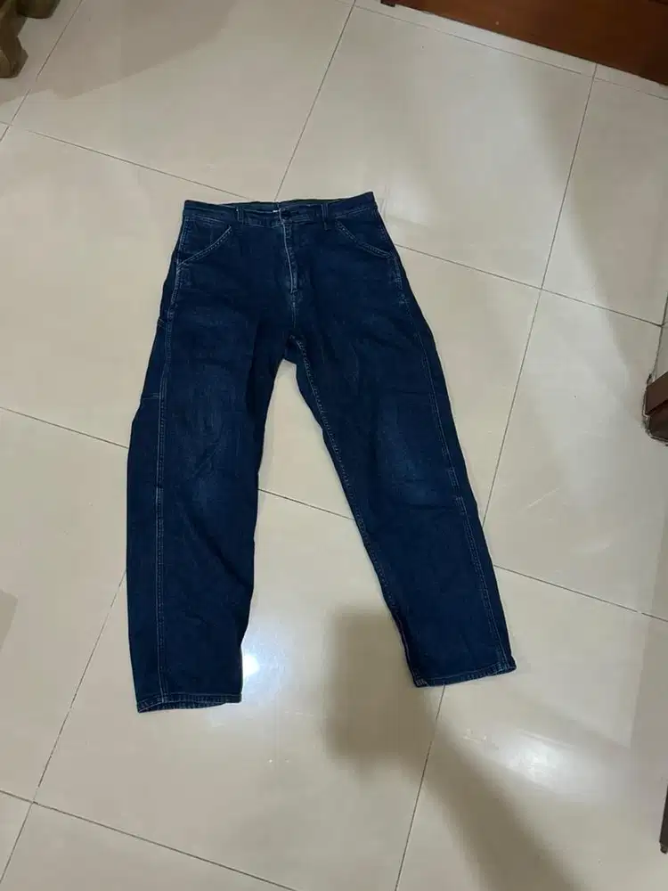 Jeans Uniqlo Pinggang 76-84