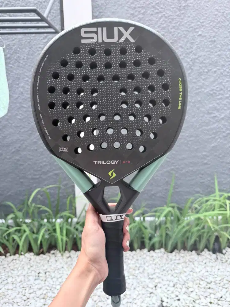 dijual raket padel trilogy pro preloved