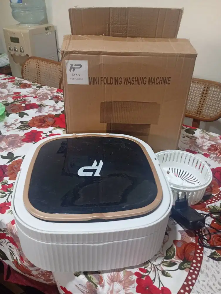 Mesin cuci portable (Mini folding washing machine)