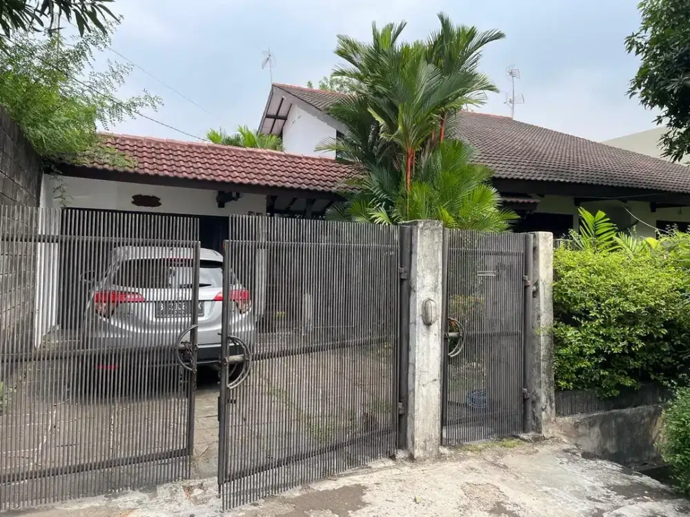 DIJUAL RUMAH ASRI 2 LANTAI MEZANIN , PULOGADUNG JAKARTA TIMUR | SHM & TANAH LUAS 583 M²