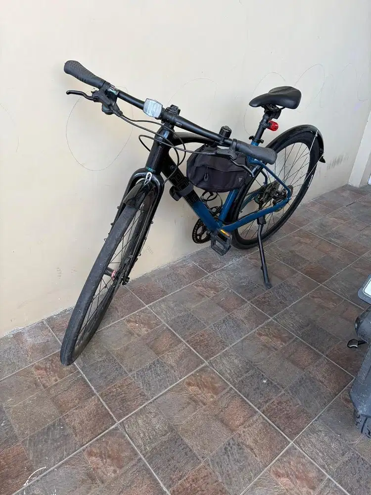 Sepeda Polygon PATH F4