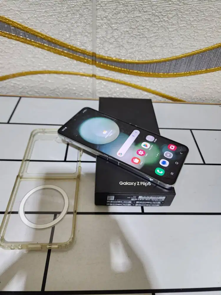 samsung z flip 6 256gb sein lengkap ori mulus