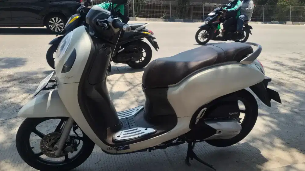 Scoopy 2024  keyless