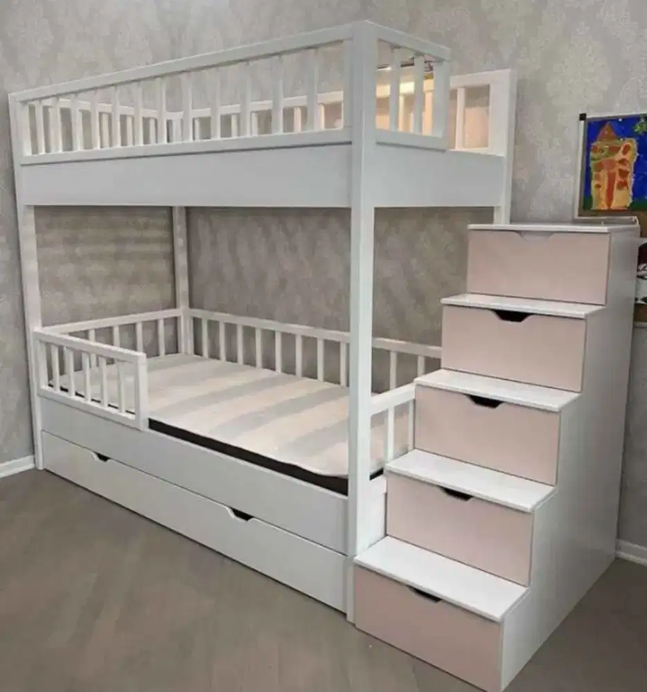 tempat tidur tingkat