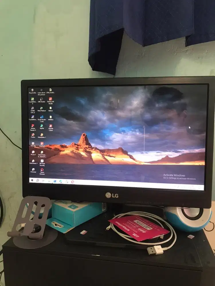 Dijual Komputer dan Monitor LG