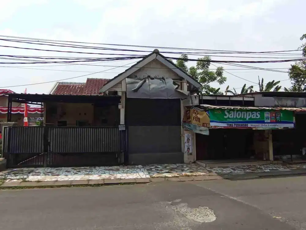 Rumah Luas di Komplek Duta Bintaro Kunciran Serpong