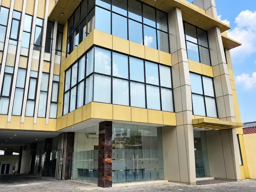 Dijual Gedung Perkantoran SemiFurnished  Di  Ciputat Tangsel