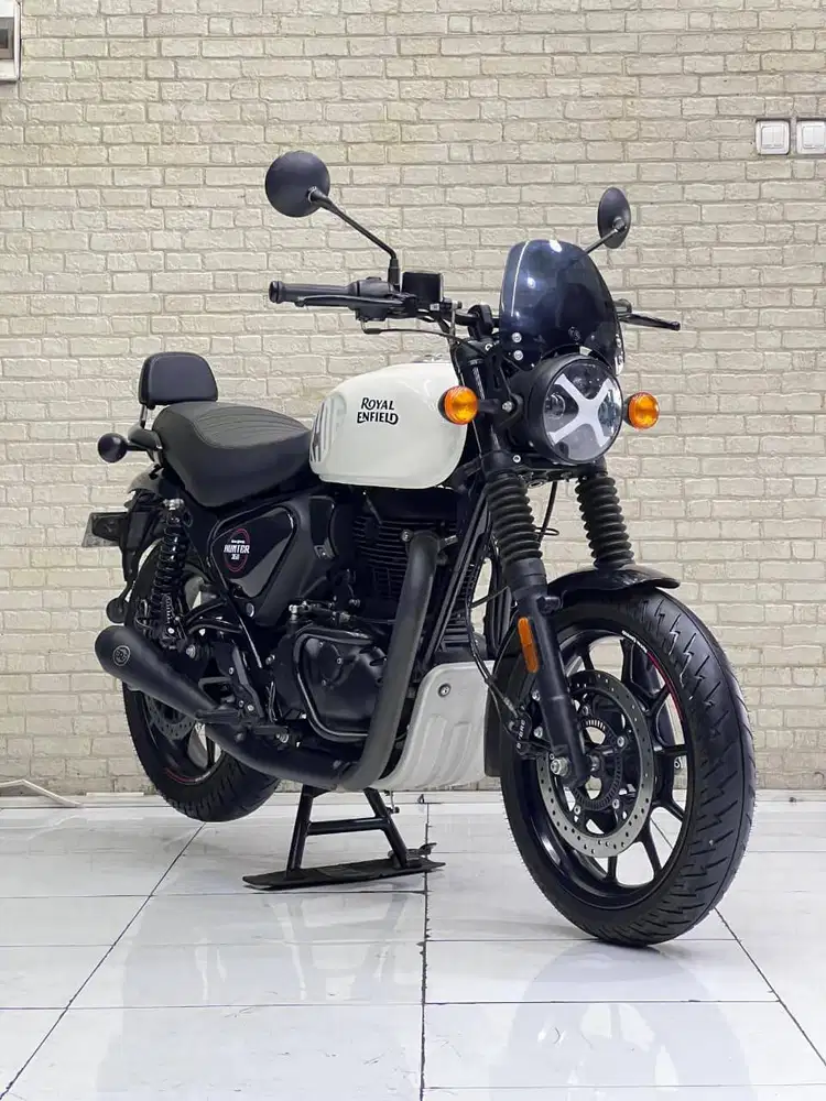 KLASIK MODERN 350CC! ROYAL ENFIELD HUNTER 350 2024 KM 11rb – Free Knal