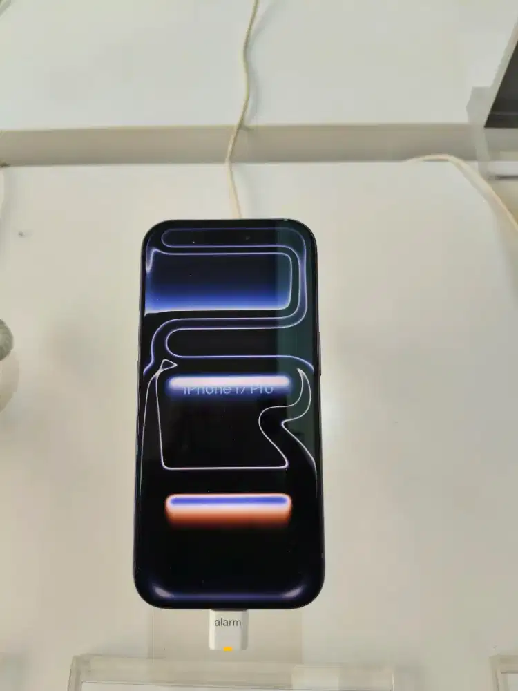 IPHONE 17 PRO FREE ADAPTER