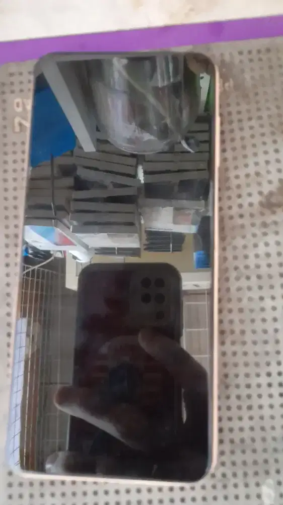 Handphone samsung a13