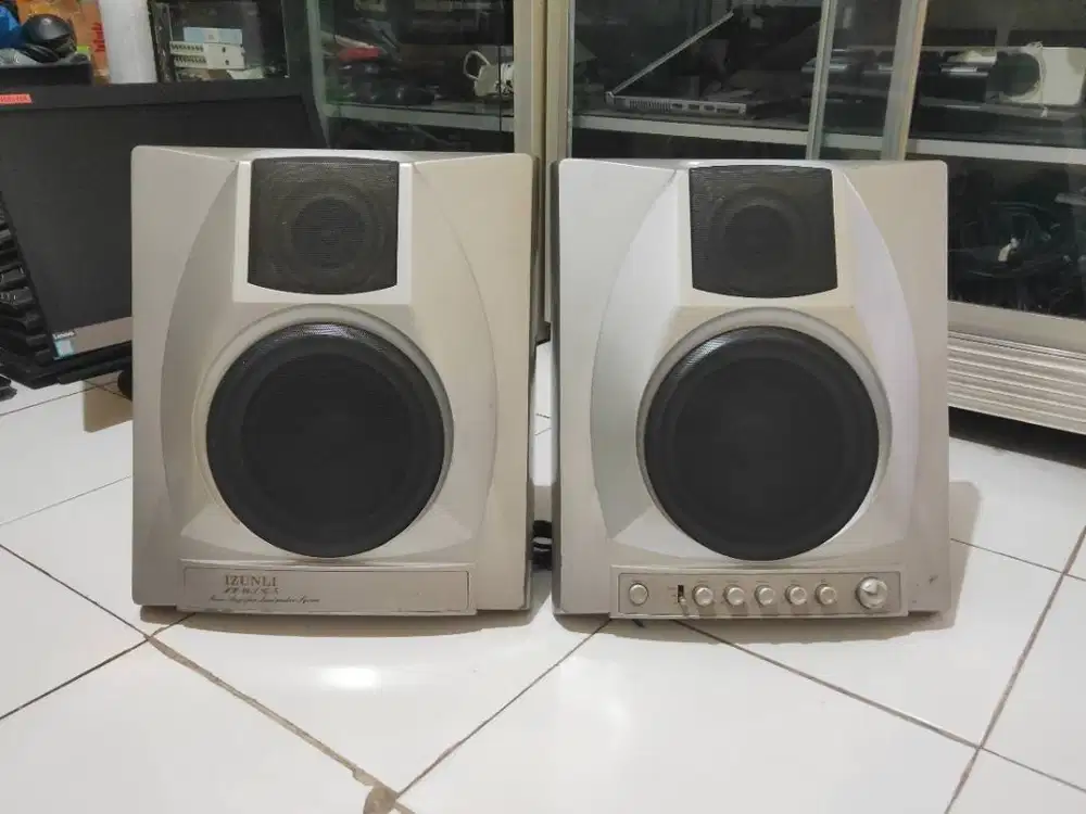Speaker aktif Izunli MW-88A Hi-Fi Stereo Amplifier Loudspeaker System