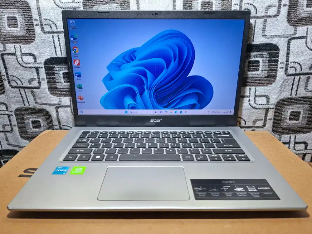Laptop Acer Core i3 gen 11 ram 8gb ssd 512gb dual VGA Nvidia mantapp