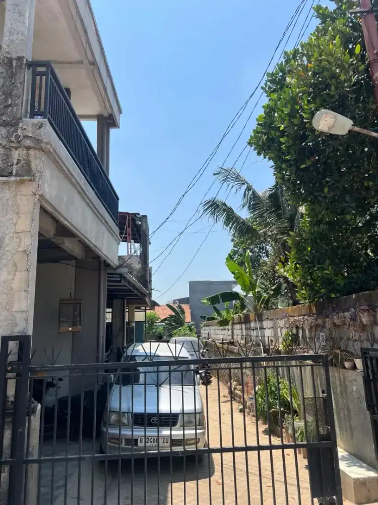 Dijual Rumah Strategis Perbatasan Jakbar