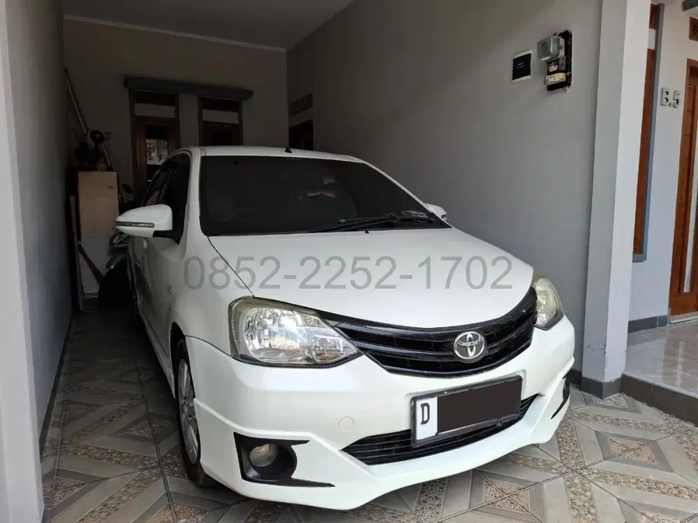 Toyota Etios Valco 2015 1.2G M/T