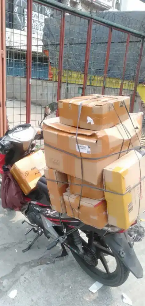 LOWONGAN KERJA SEBAGAI KURIR
