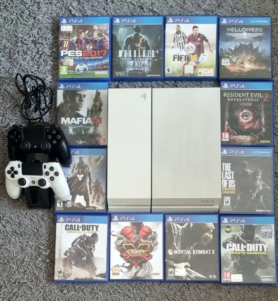 PS 4 Slim Plus 2 Joystick 12 Games dan Charger Dock