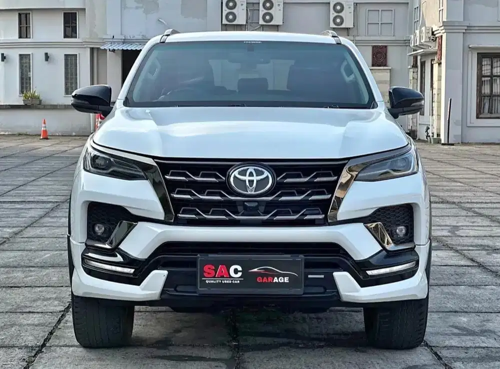 TOYOTA FORTUNER GR 2.4 DIESEL AT 2021